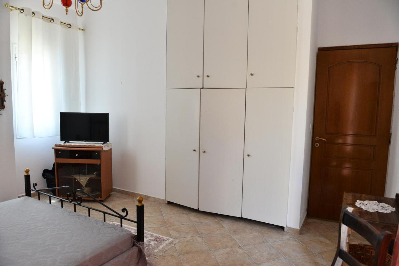 Κυκλαδίτικη Βίλα Στην Παραλία Αντώνηδες, Κύθνου Kíthnos Exterior foto